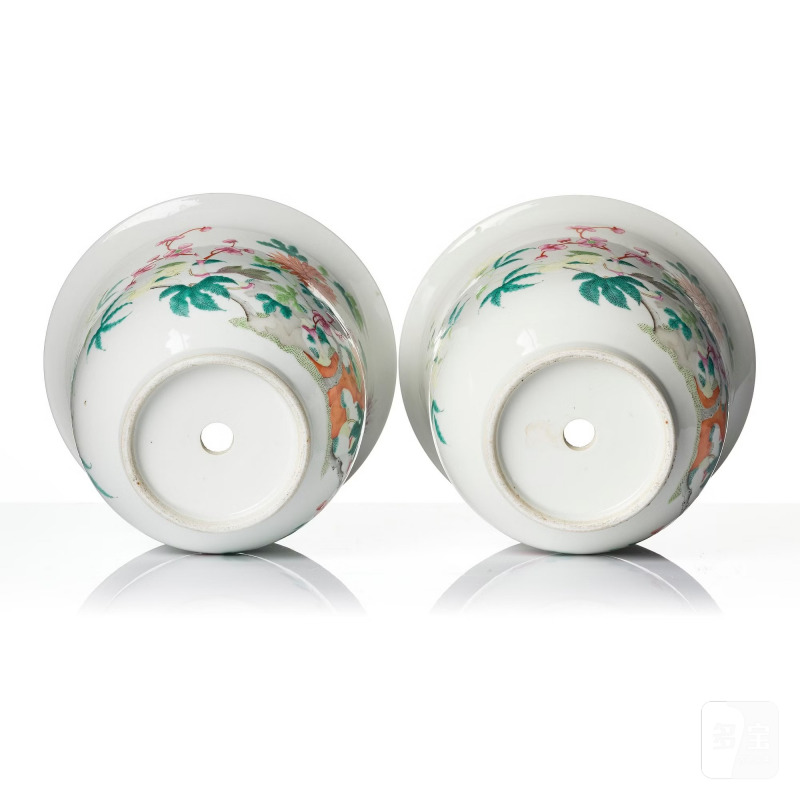 A pair of famille rose flower pots, - 图7